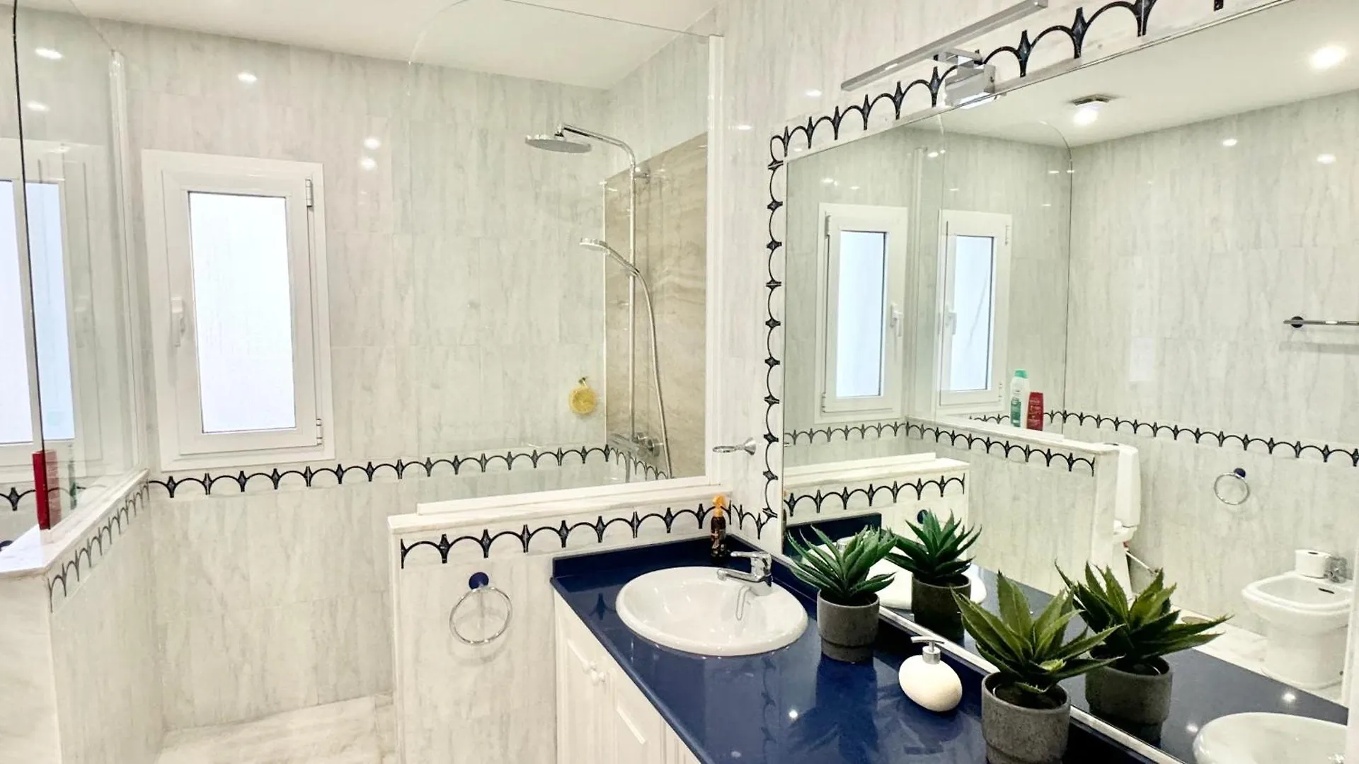 Casa Limon - Lux Mansion - Holiday - Sport - Wellness Santa Fe de los Boliches 0*,  Espanha